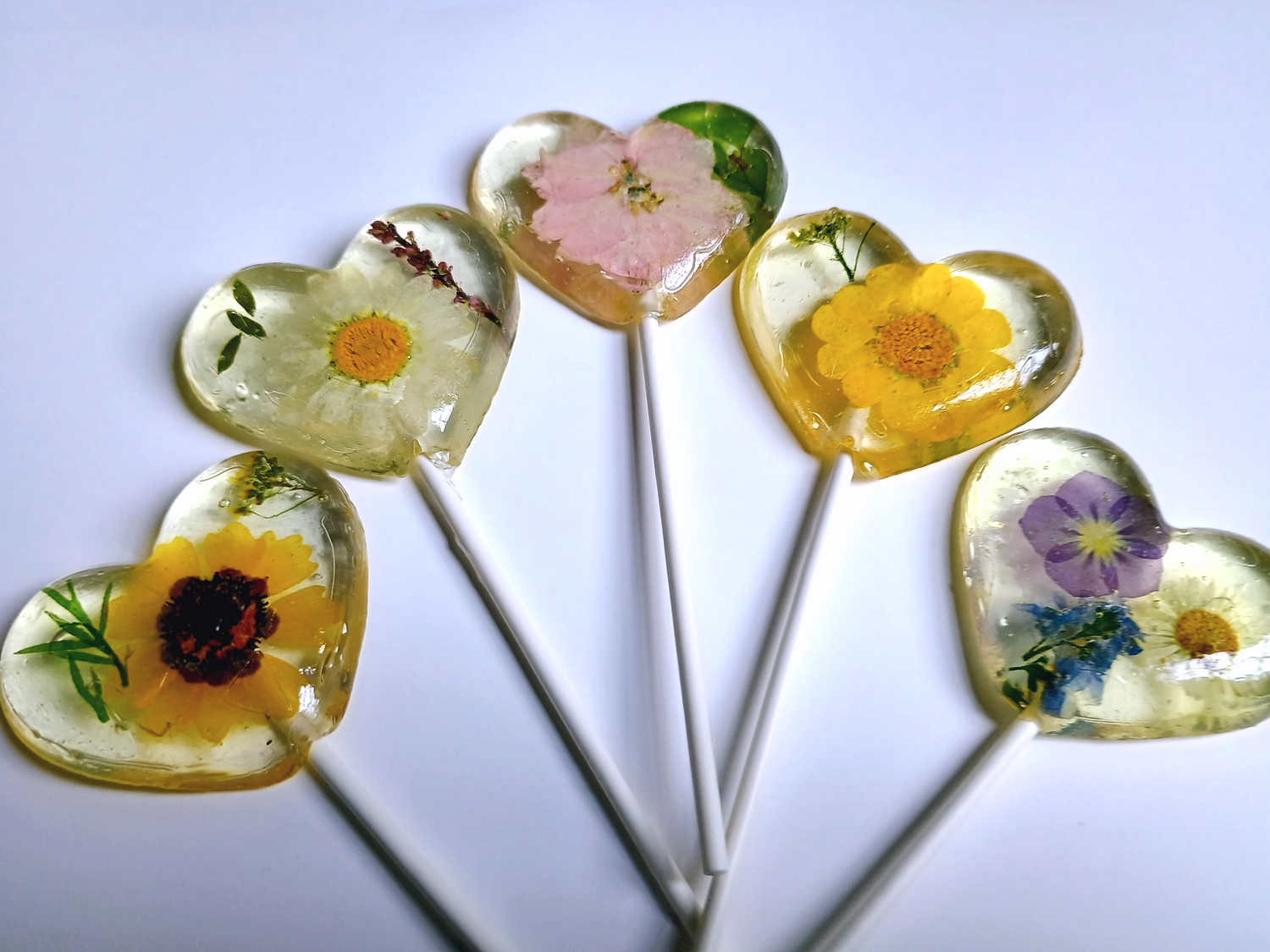 Homespun Parties - Wholesale Lollipop - Real Pressed Edible Flower Heart Lollipop, Garden Party 6