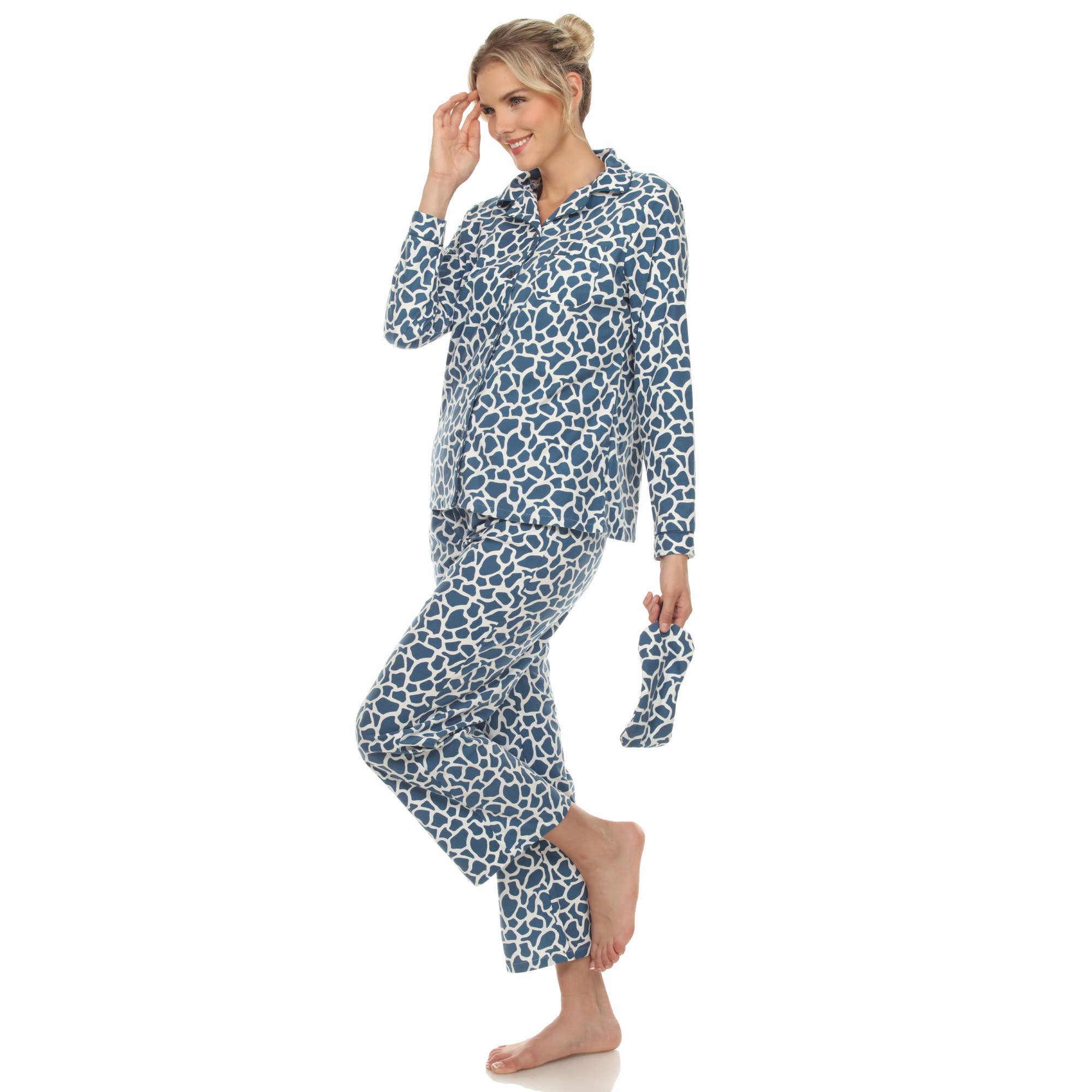 WHITE MARK - Wholesale Sleepwear Set - Women's - Women's Three-Piece Giraffe Print Pajama Set6