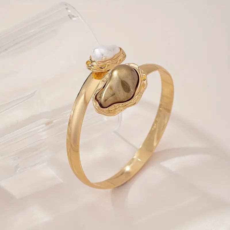 Huis Van Merken - Wholesale Cuff Bracelet - 14K Gold Plated Pearl Open Cuff Bracelet – Adjustable Fashion Jewelry for Women2