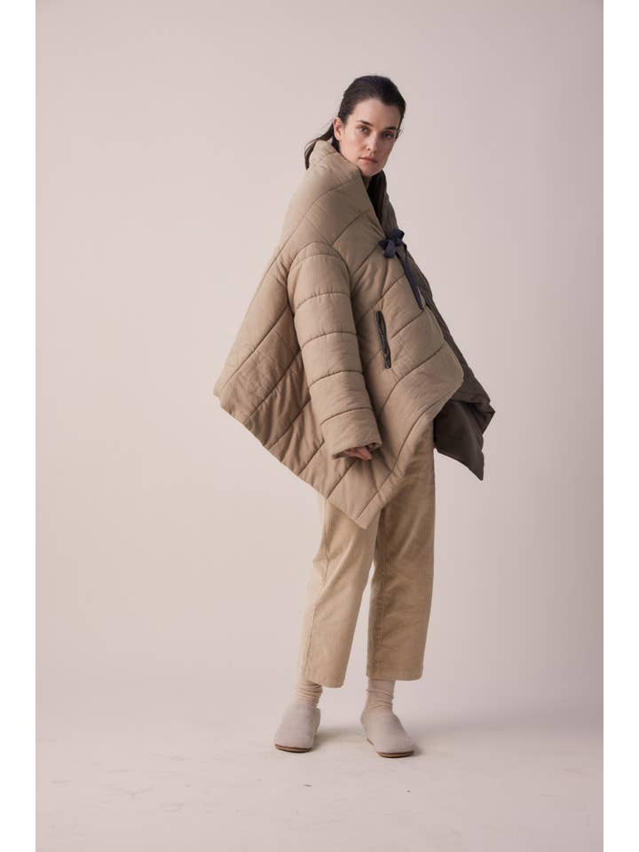 Bronze Grey Blanket quilt jacket for wholesale on Faire8