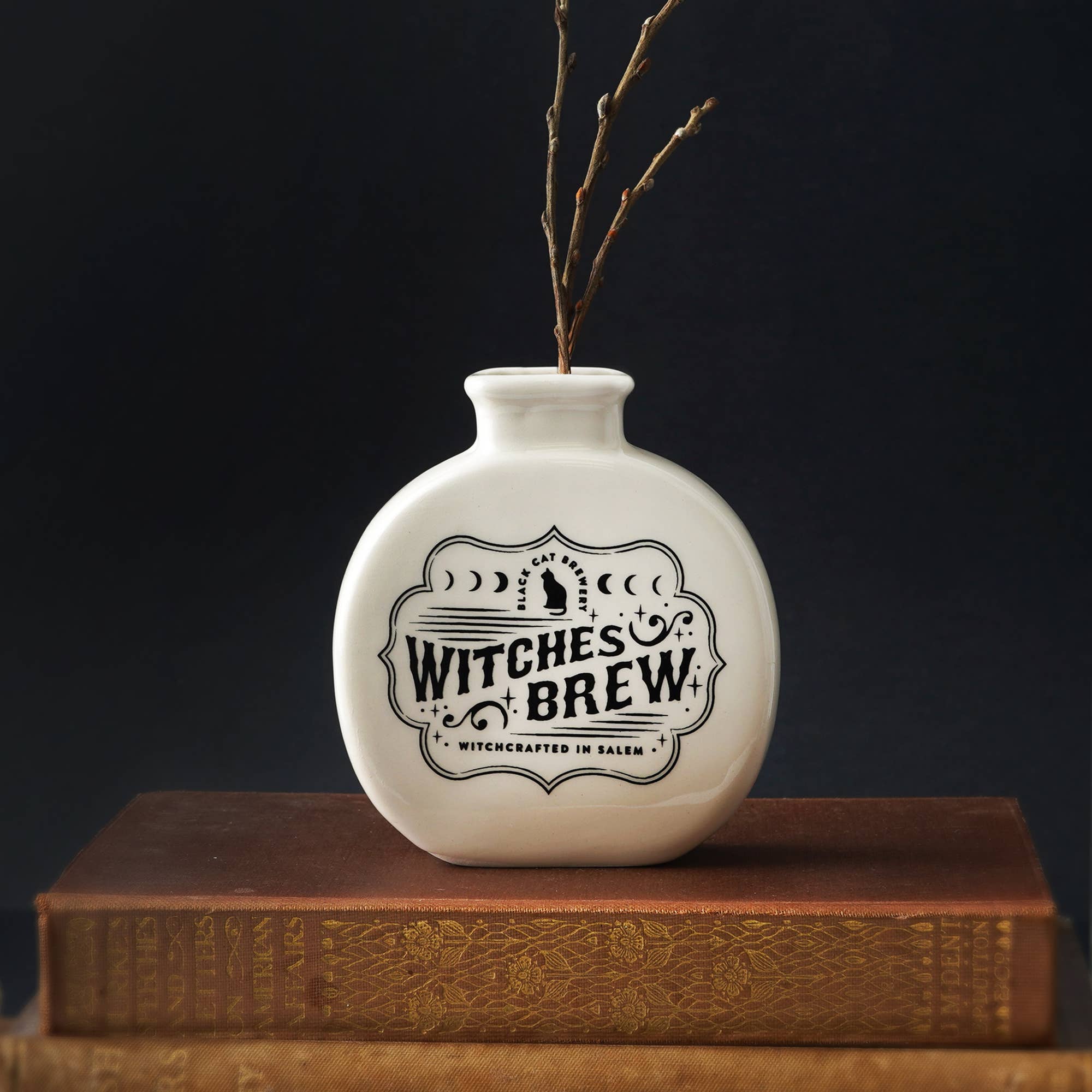 CGB Giftware – Engroshandel Vase – Enchanted Emporium 'Witches Brew' hvid keramisk knoppurvase