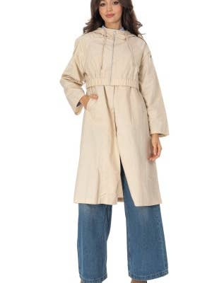 Mac ligero con capucha en crema Aimelia JR671 para venta al por mayor de Aimelia