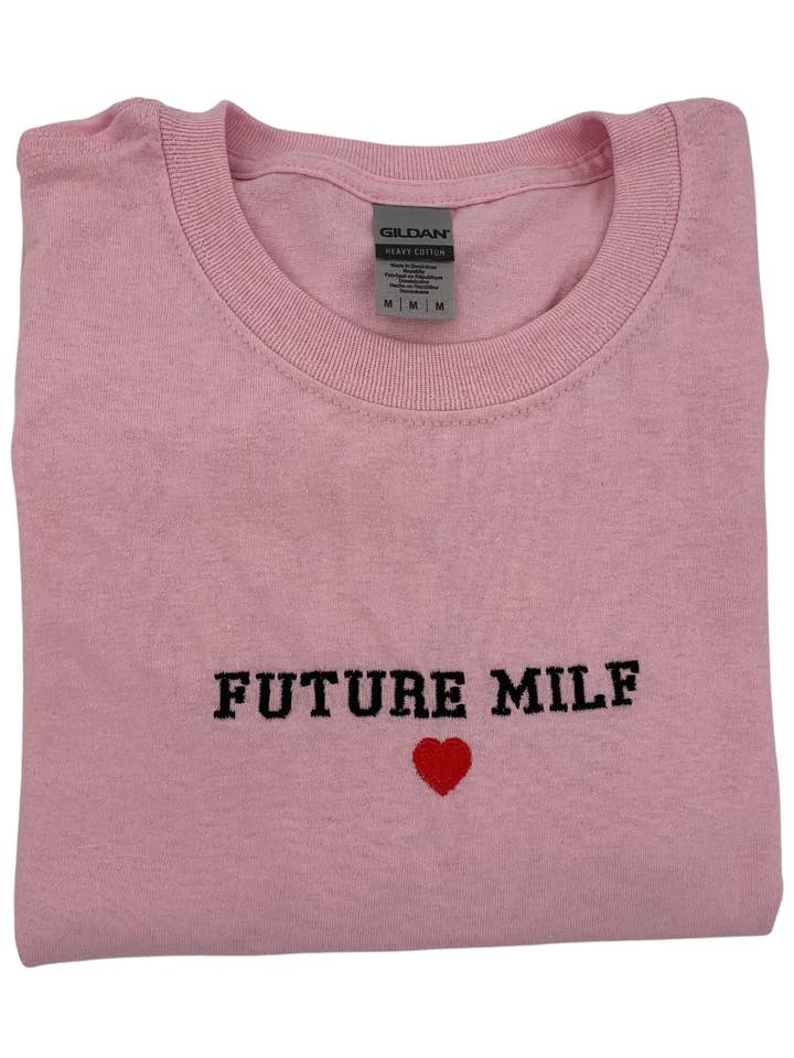 T-shirt brodé unisexe "Future Milf" pour la vente par Totally Iced Out