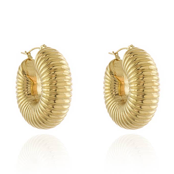 Cachet Fifer Hoepeloorbellen verguld in goud voor wholesale door Cachet London