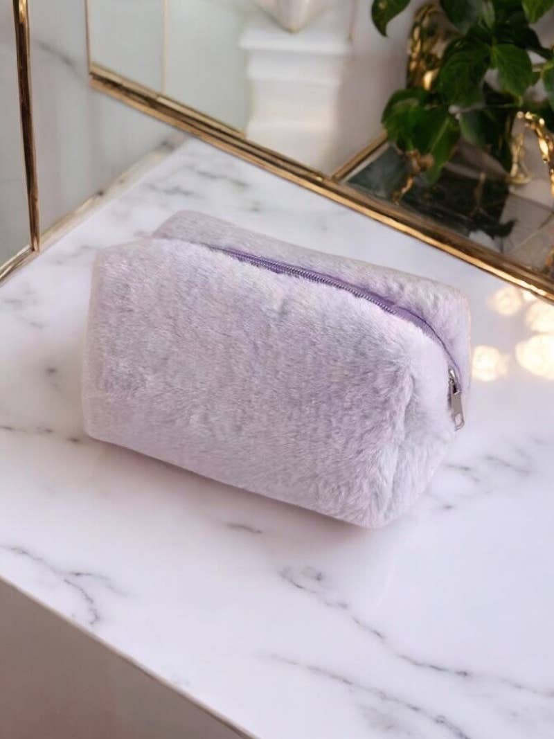 BYREN | ÉLINE L'ATELIER – wholesale Toiletry bag – women's – Faux fur pouch (20x13cm) CY233