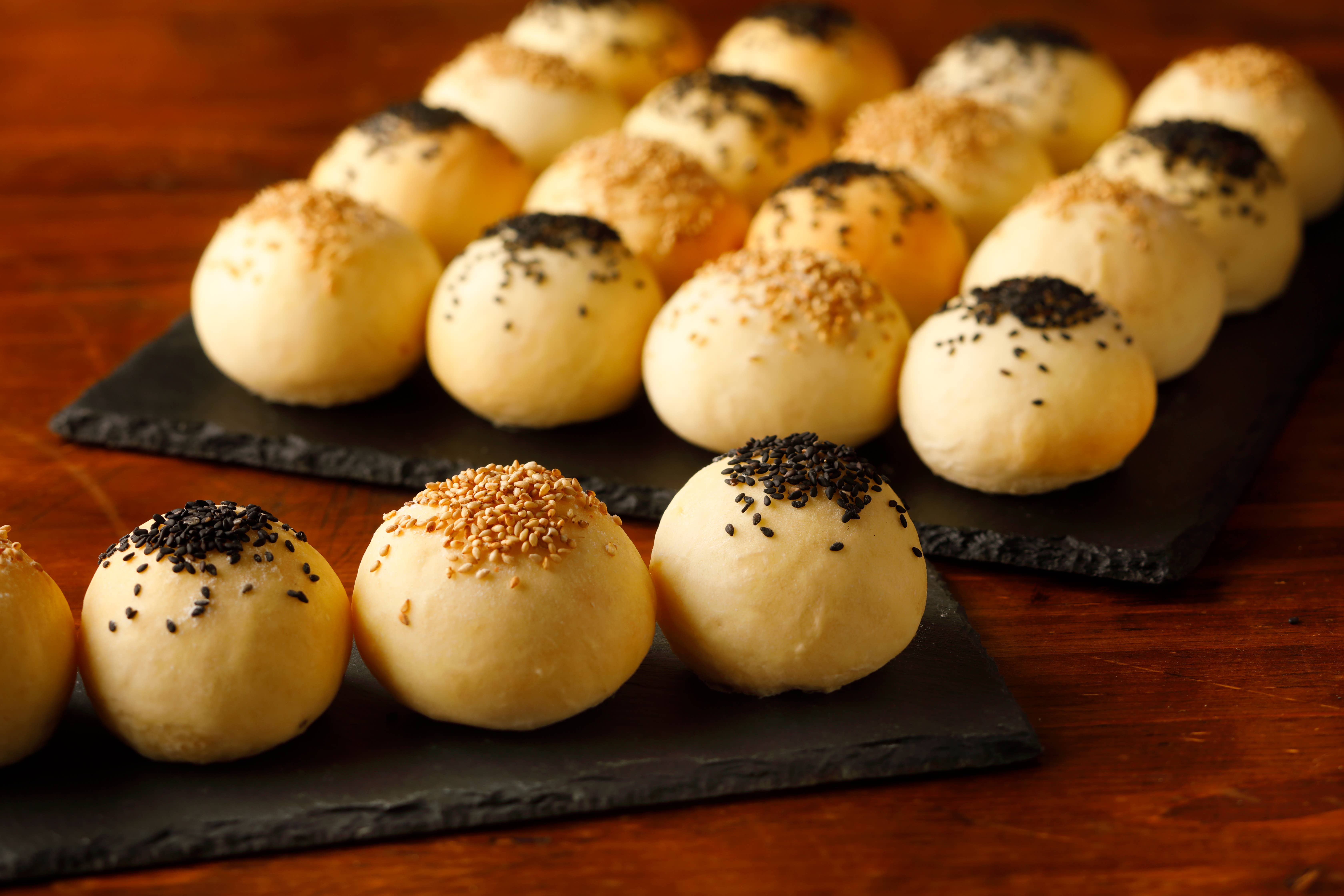 LEONIS SHIRTS & FAVORITES – wholesale Dried spice – 100% Roasted White Sesame - Japan Quality
60g (2.1oz)1