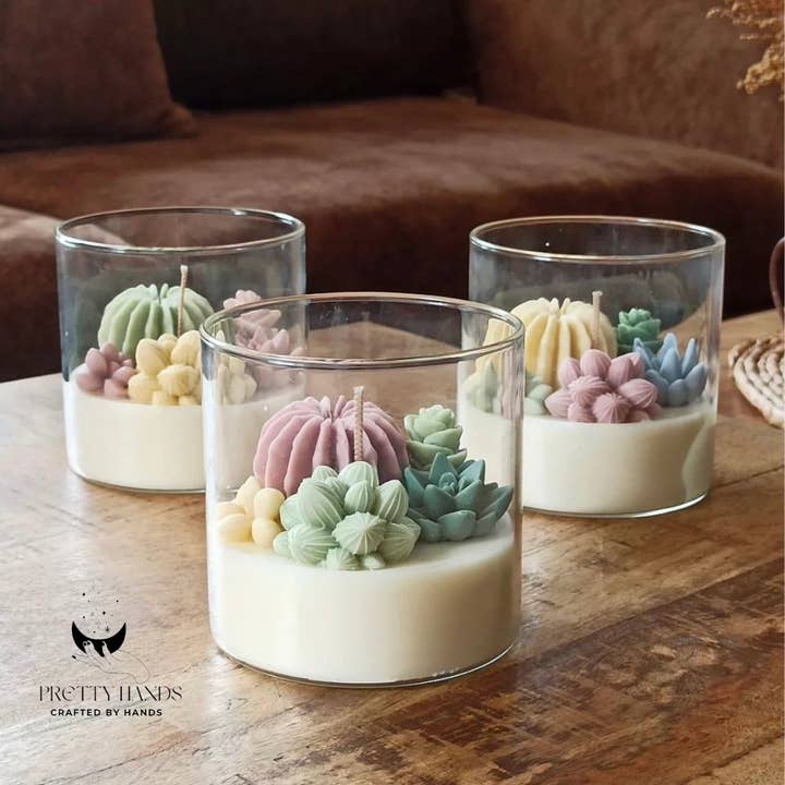 Pretty Hands – wholesale Novelty candle – Cacti And Succulents Terrarium Candle With Lid Large1