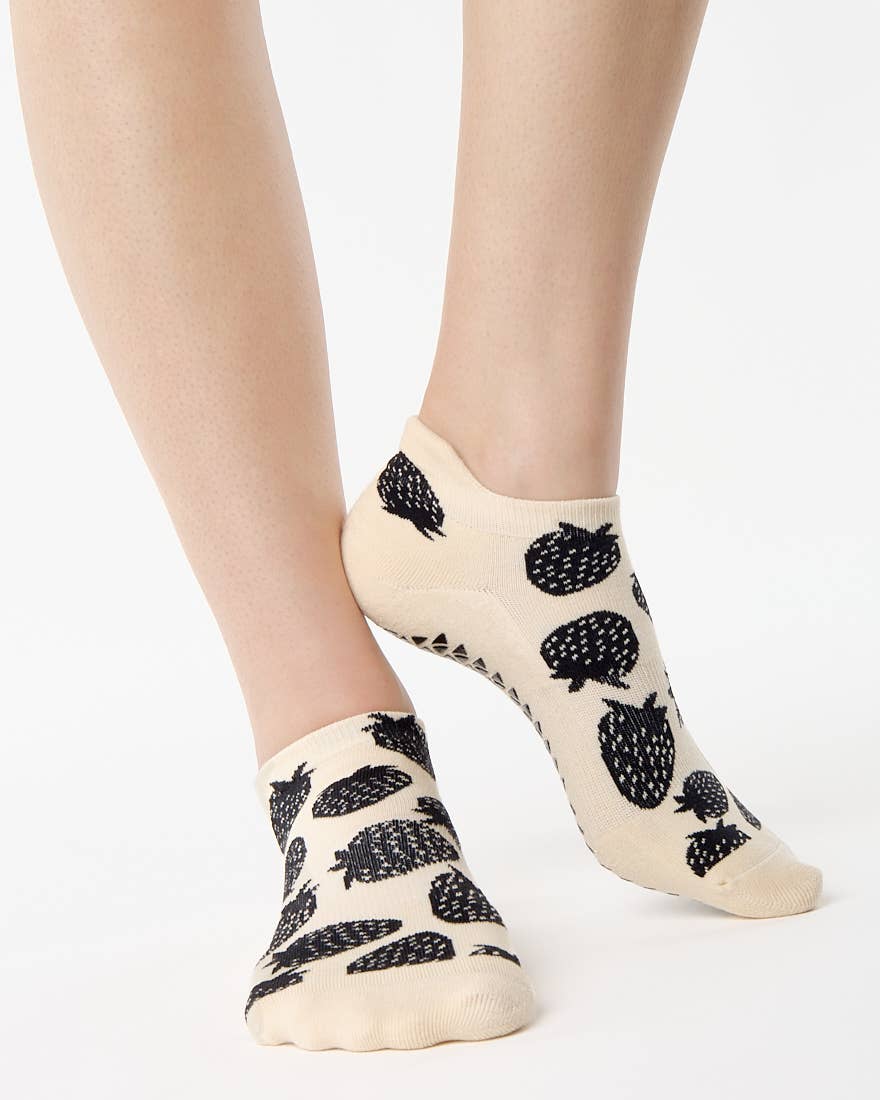 Pointe Studio - Vente Chaussettes – femme - Chaussettes antidérapantes pour femmes intégrales Berry Grip en mélange de coton pour Pilates et barre5