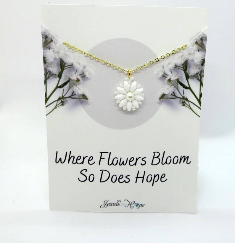Jewels For Hope - Wholesale Pendant/Charm Necklace - Daisy Flower Necklace, Spring Pendant, Floral Jewelry1