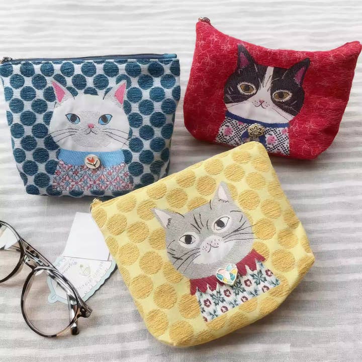 Cute cat pattern Kusuguru chenille fabric pouch for wholesale by MinoCraft