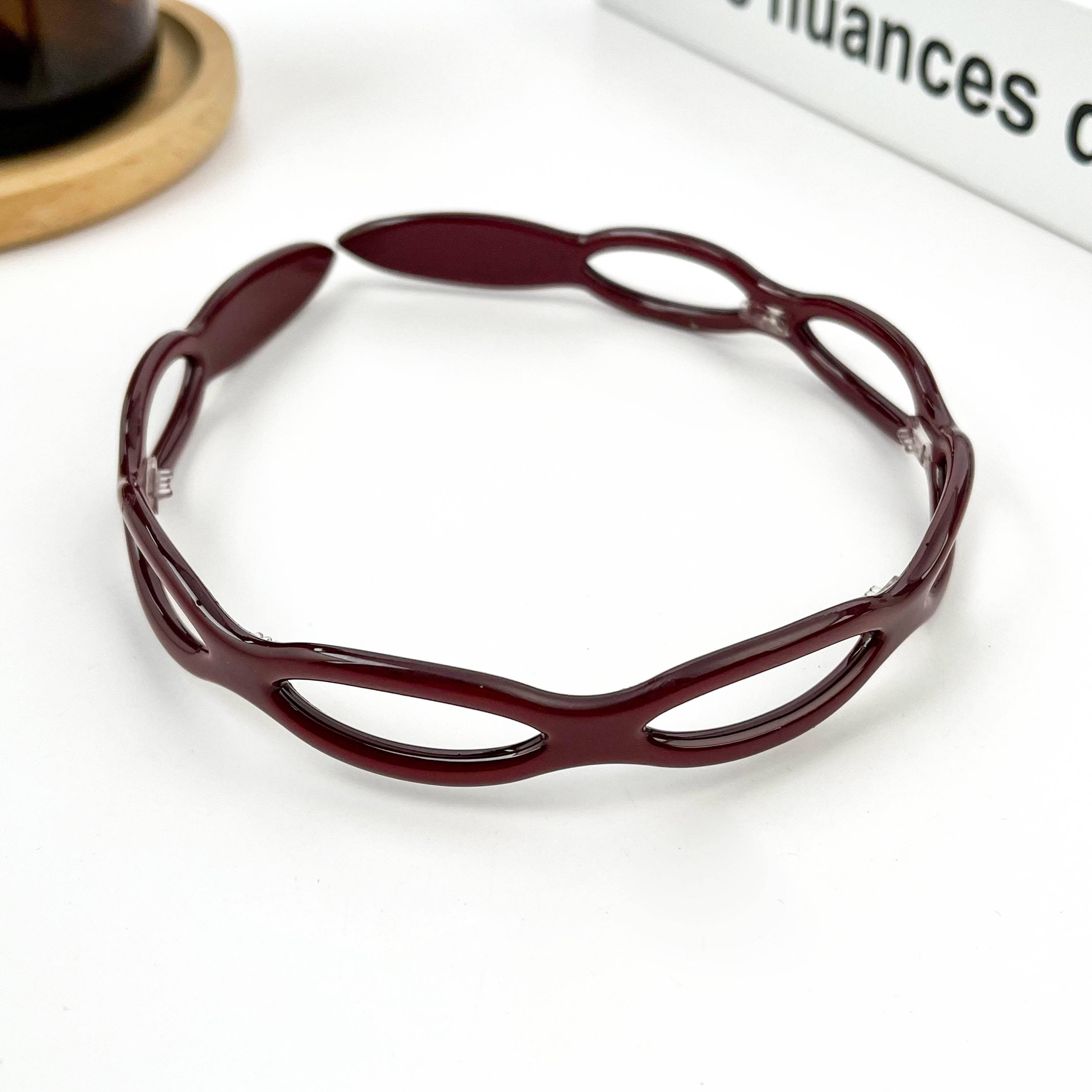 TheDivaSoap - Wholesale Fashion Headband - Women's - Round Hollow Chain Design Acetate Headband1