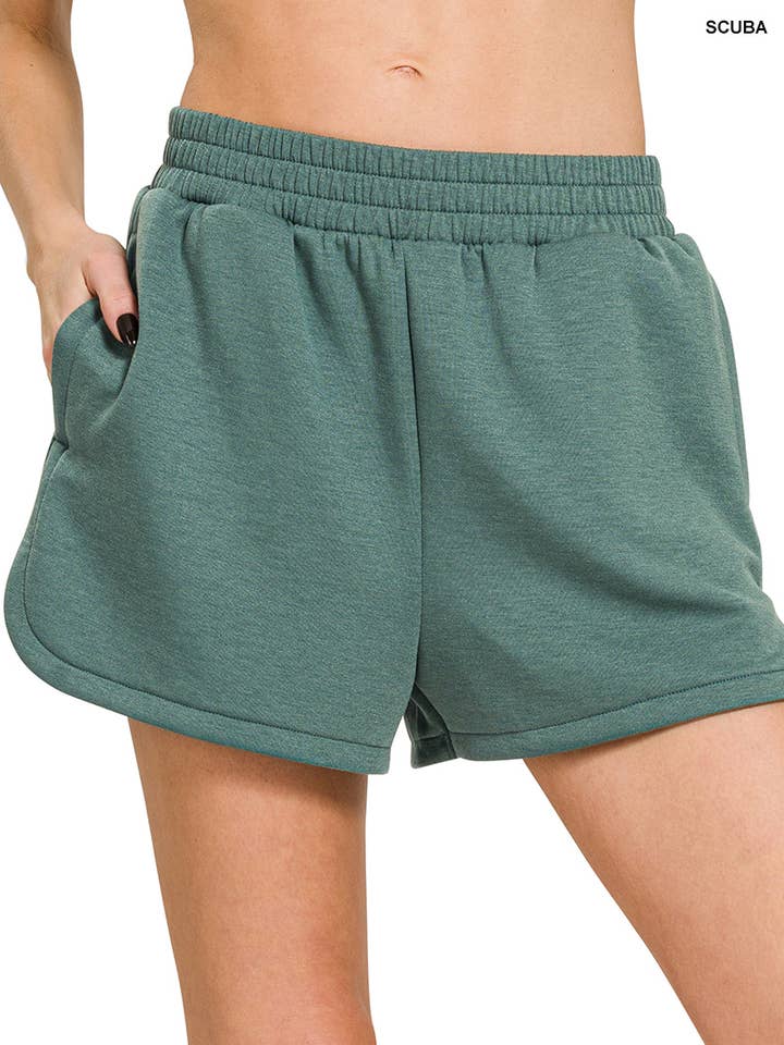 42POPS - Vendita all'ingrosso Pantaloncini - Donna - Shorts a vita elastica stile delfino con tasche14