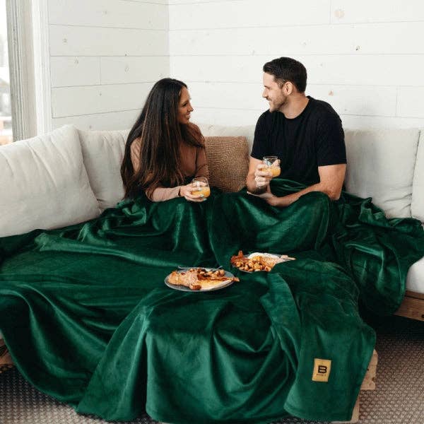 Big Blanket Co - Wholesale Throw Blanket - Original Stretch™ Blanket10