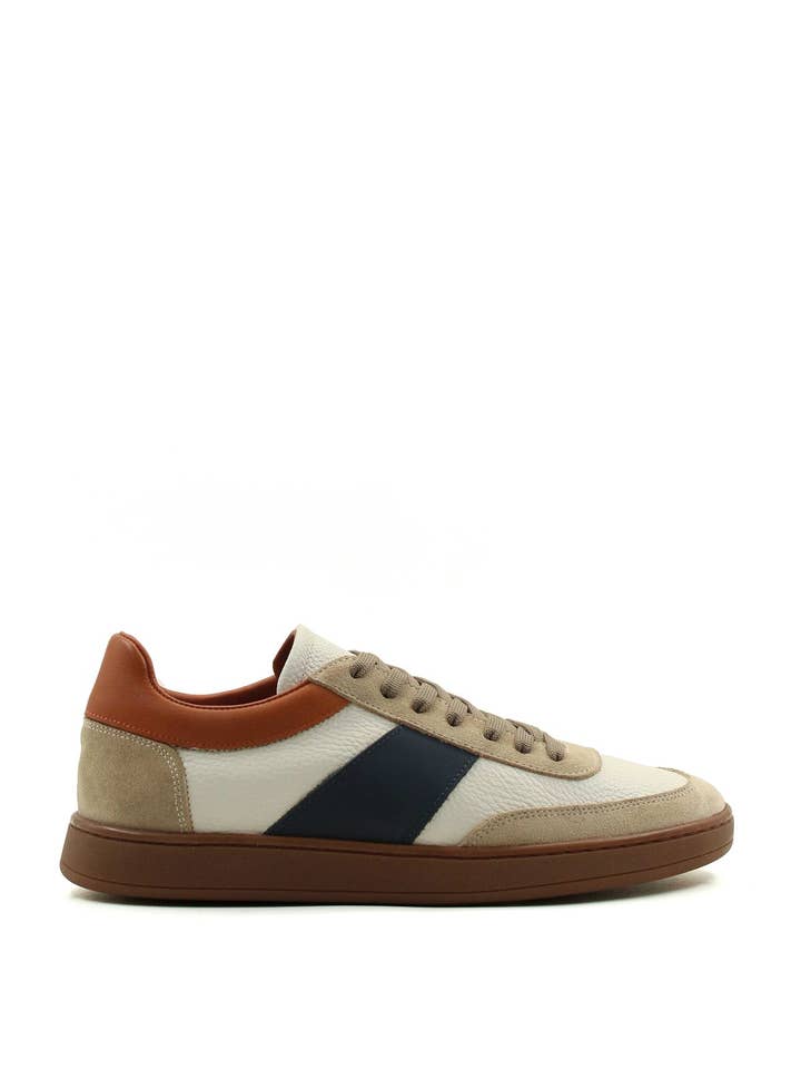 Zapatillas casuales de gamuza beige y gris para hombre con detalles en marrón y azul marino - Wessi para venta al por mayor de Wessi