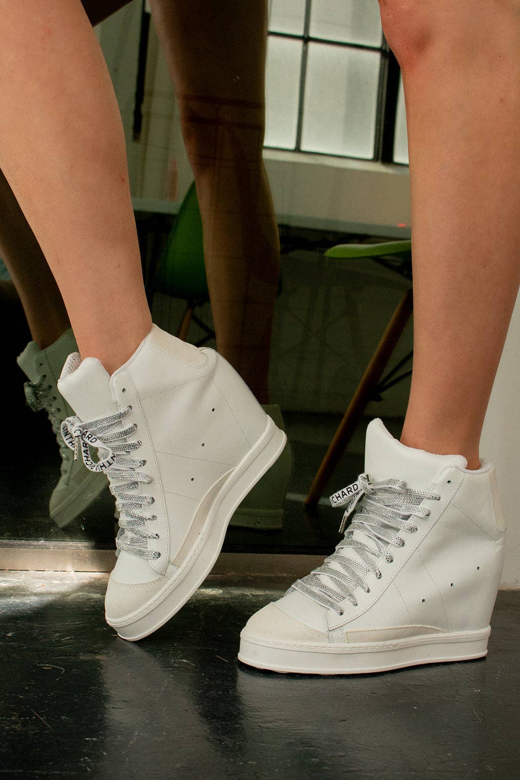 Cynthia Richard - Wholesale Shoelaces - Women's - Cynthia Richard Crystal Flat Laces1