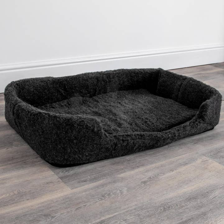 Native Natural - Wholesale Pet Bed - Dog - Merino Wool Pet Bed - Black