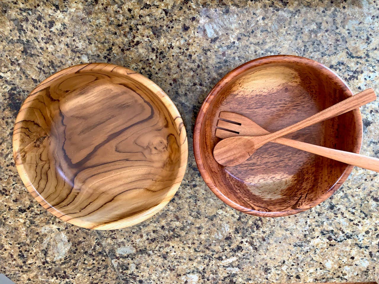 Women of the Cloud Forest - Wholesale Serve Bowl - Tropical Hardwood Salad Bowl & Serving Set1