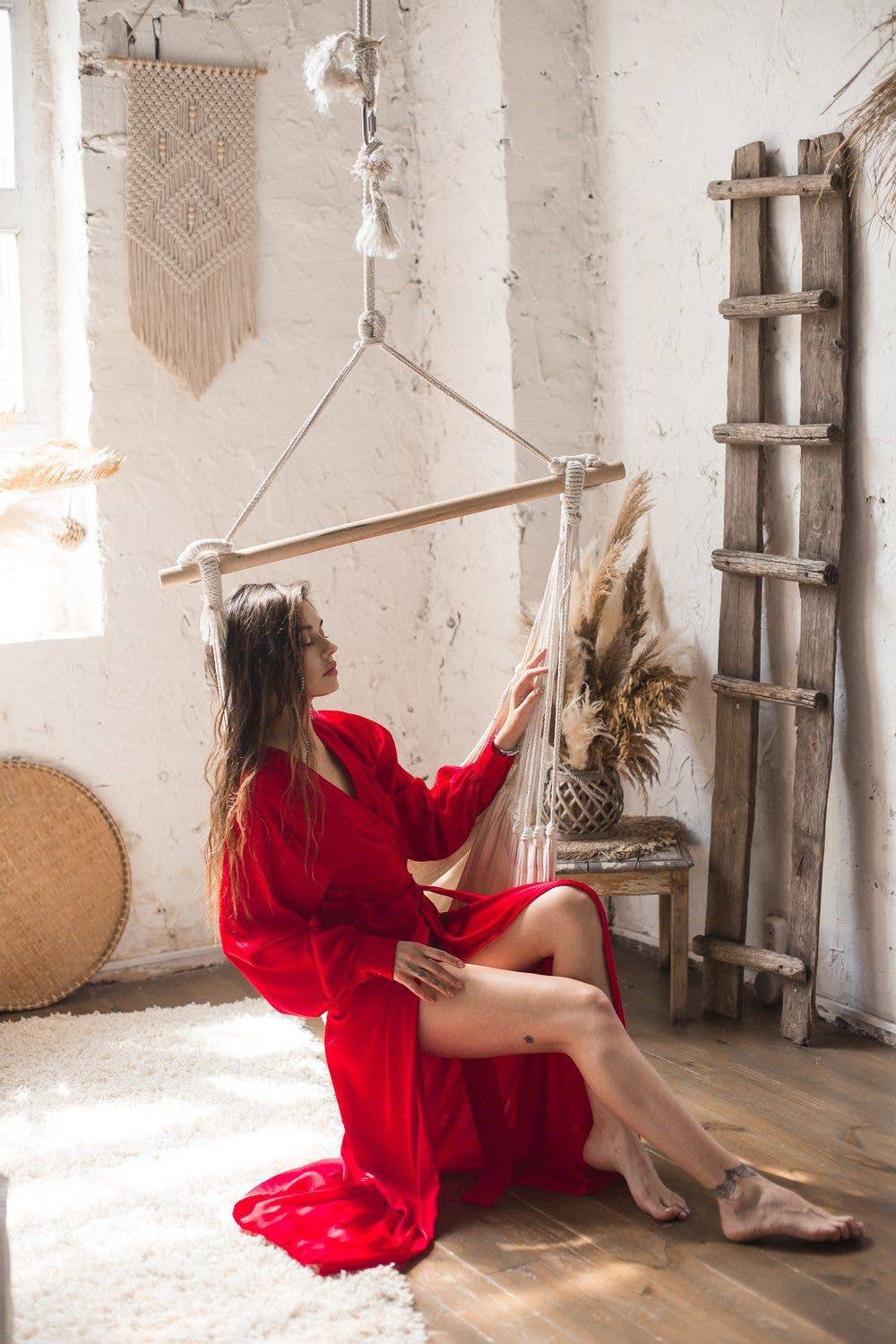 Angie's Showroom – Robe - Mulher por atacado – Manto Longo de Seda Adele com Punhos12