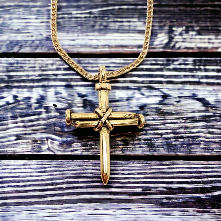 Ciondolo a Croce con Finitura Oro Collana con Catena a Finitura Oro per la vendita all'ingrosso da parte di Forgiven Jewelry