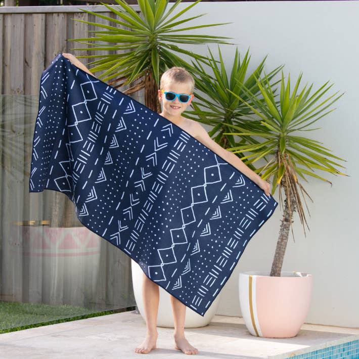 Cheeky Winx - Wholesale Beach Towel - Kids Beached Aztec Blue0