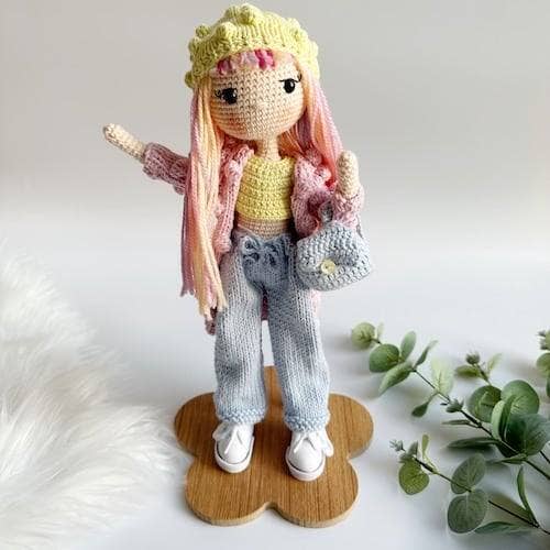 Melodi Dukke for engroshandel hos THE CROCHET DOLLS LIMITED