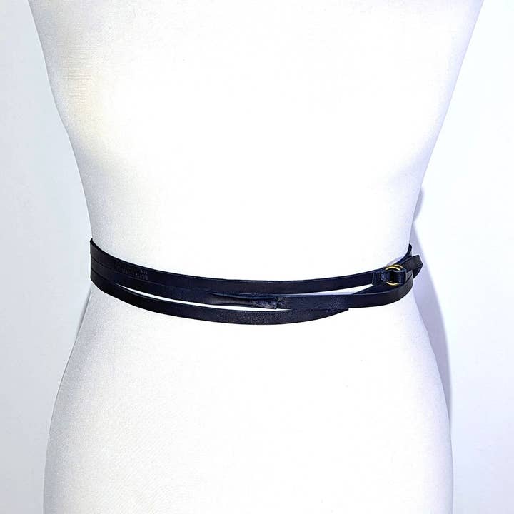 Tempest Designs - Vendita all'ingrosso Cintura - Donna - Cintura avvolgente in pelle di lusso con elementi cuciti e fibbia a passante.