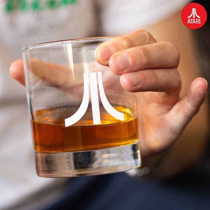 Thumbs Up! - Wholesale Decanter - Official Atari Joystick Decanter Set1