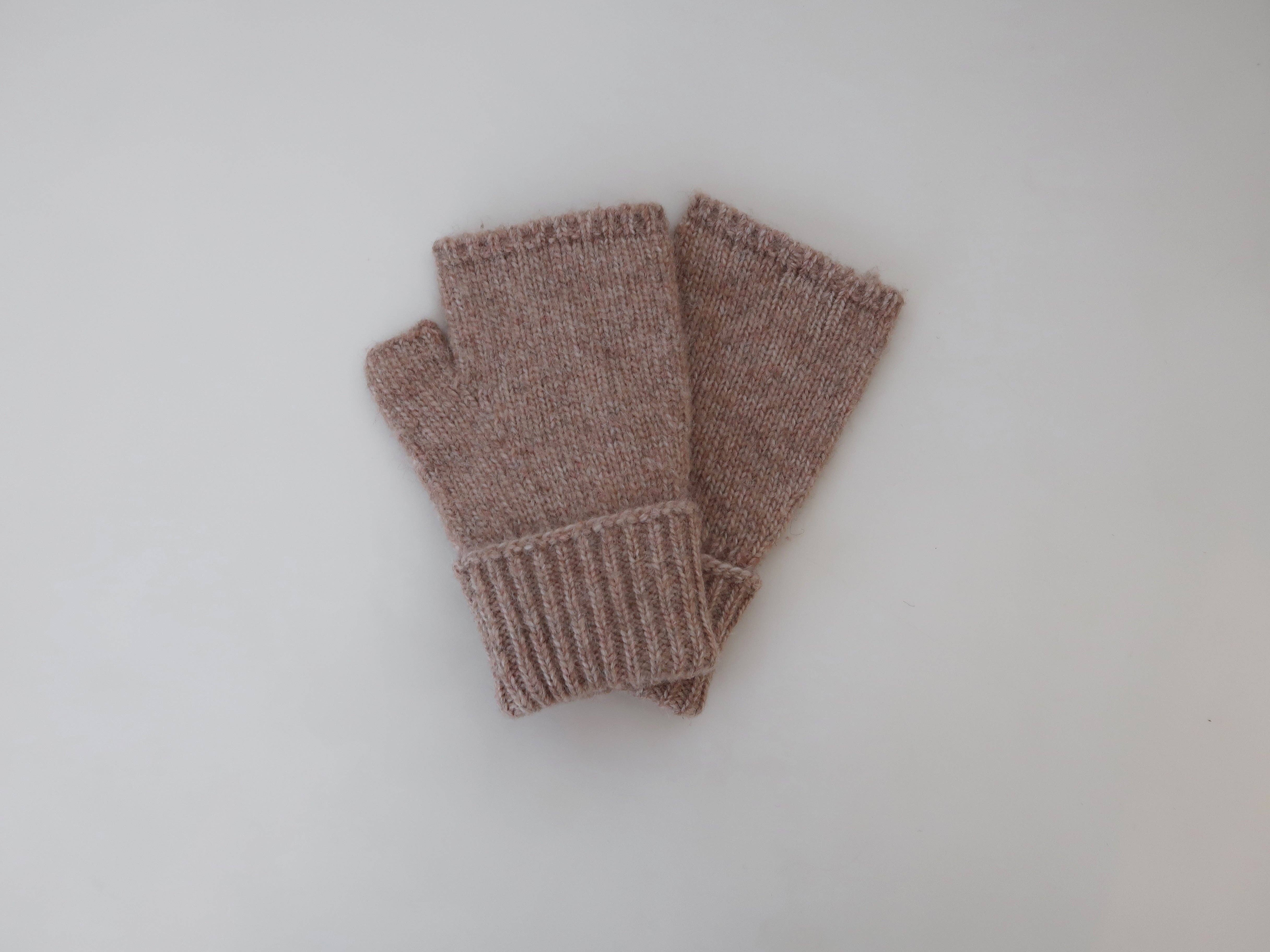 Cinnamon Creations - Wholesale Mittens – Women's - Mittens GV13430
