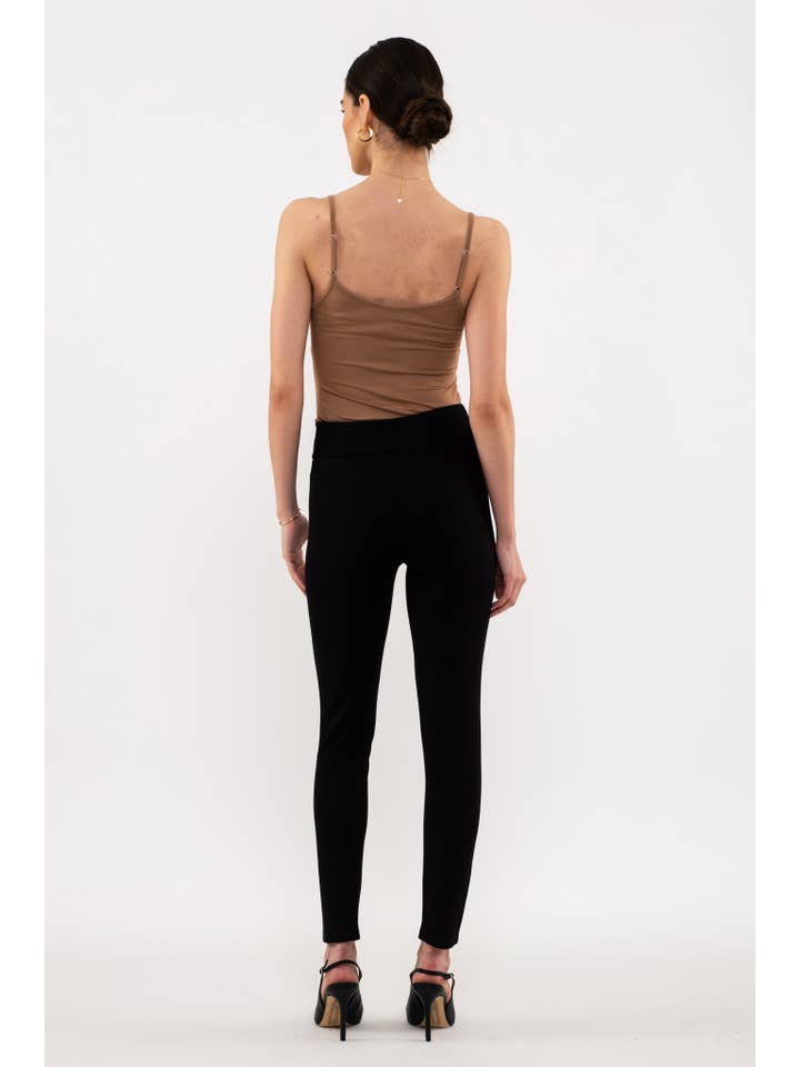 BLACK BUTTON DETAIL JEGGINGS for wholesale on Faire4