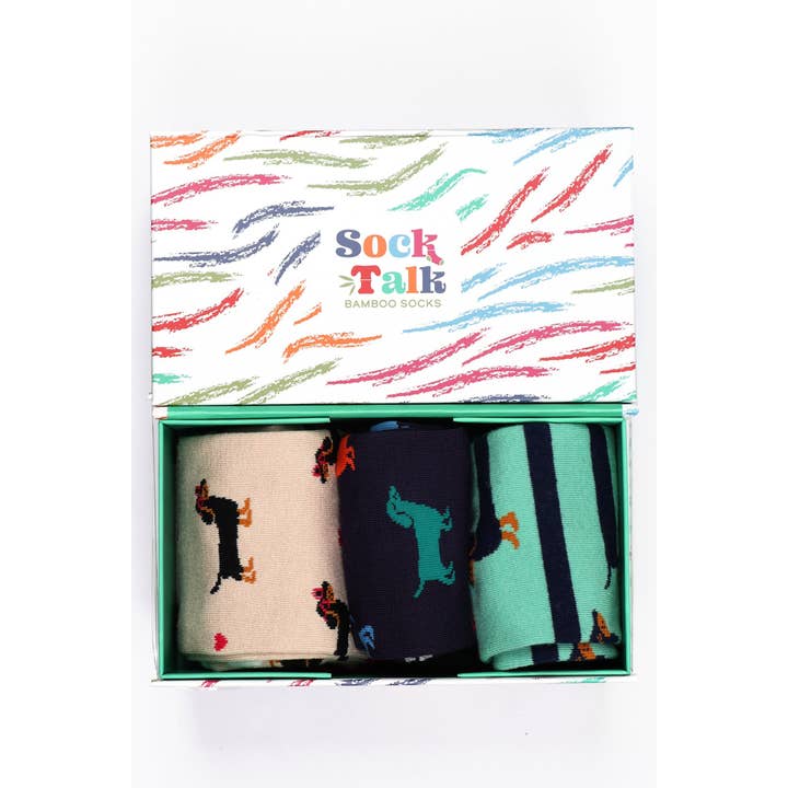 Bambus-Geschenkset mit Sommerwurst und Hundemotiv für Damen für den Großhandel von Sock Talk