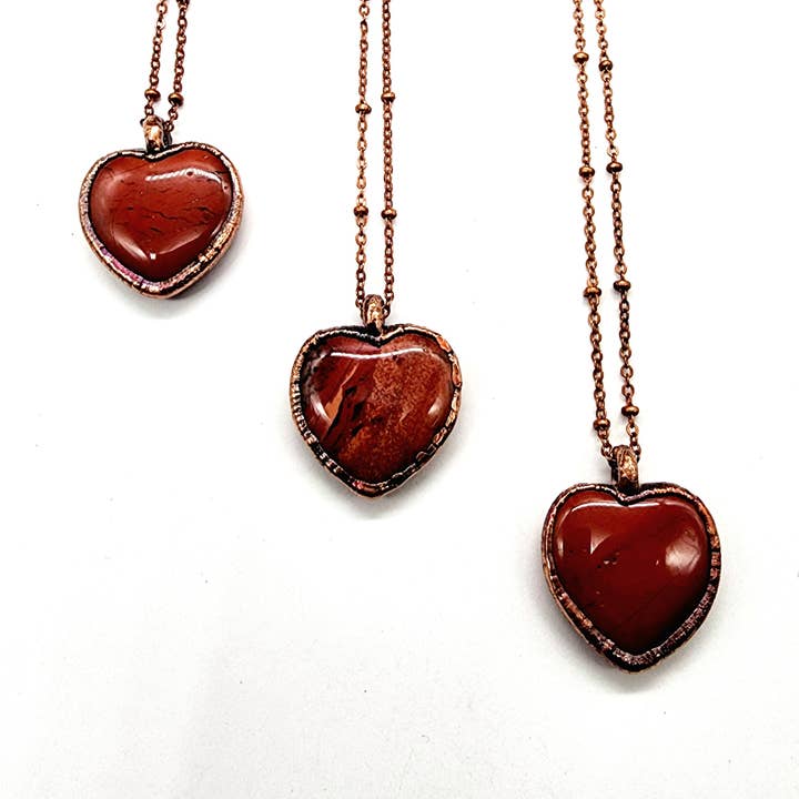 Collana con ciondolo a cuore in diaspro rosso//Gioielli elettroformati per la vendita all'ingrosso da parte di MergingMetals