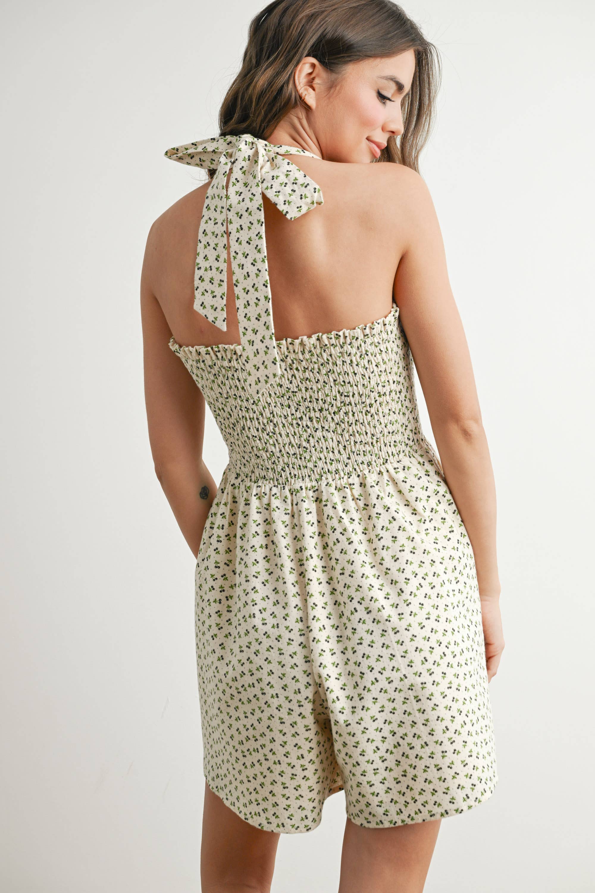 BUTTERMELON - Wholesale Dress - Women's - Classic Ditsy Mini Dress - BMR76729