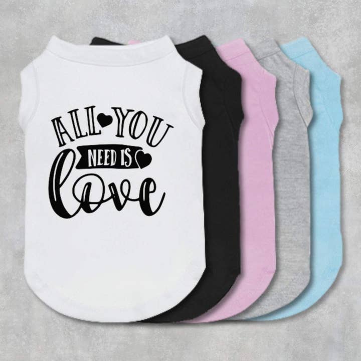 Tout ce dont vous avez besoin, c'est l'amour pour chien pour la vente par The Honest Dog Company