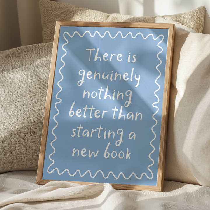 Impressão 'Nada Melhor do que um Novo Livro' em Azul e Branco por atacado de Coffee and a Catfish