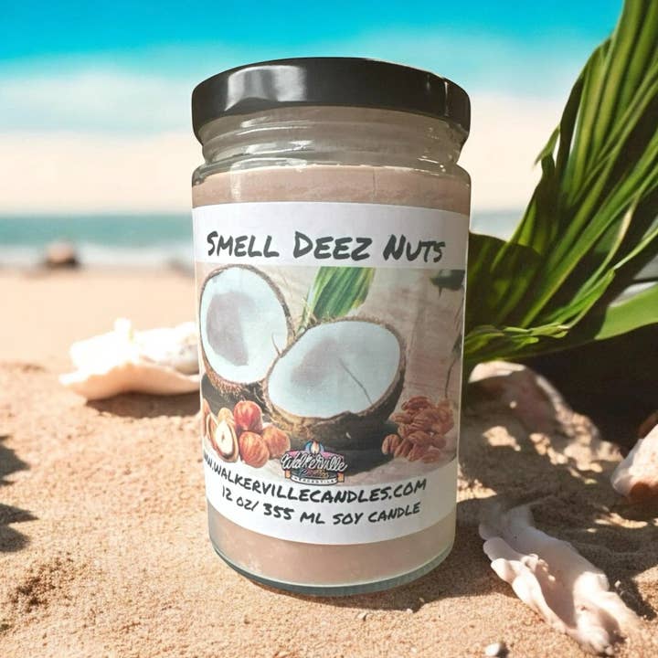 Candela ecologica da 12 oz in cocco e soia "Smell Deez Nuts" per la vendita all'ingrosso da parte di Walkerville Candles
