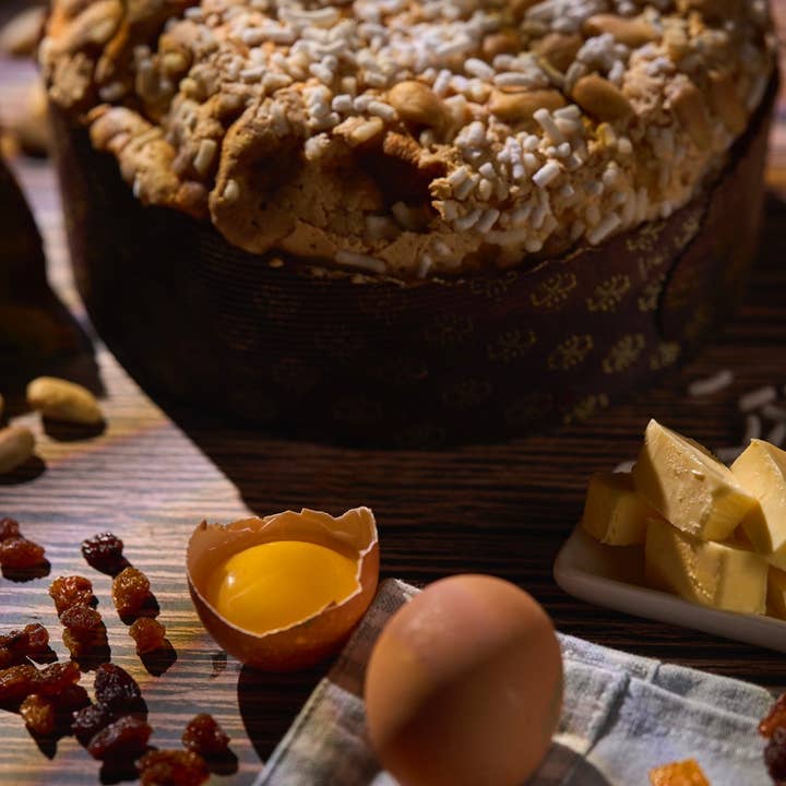 La Forneria di Pula - Wholesale Cake - Classic almond panettone 750 g8