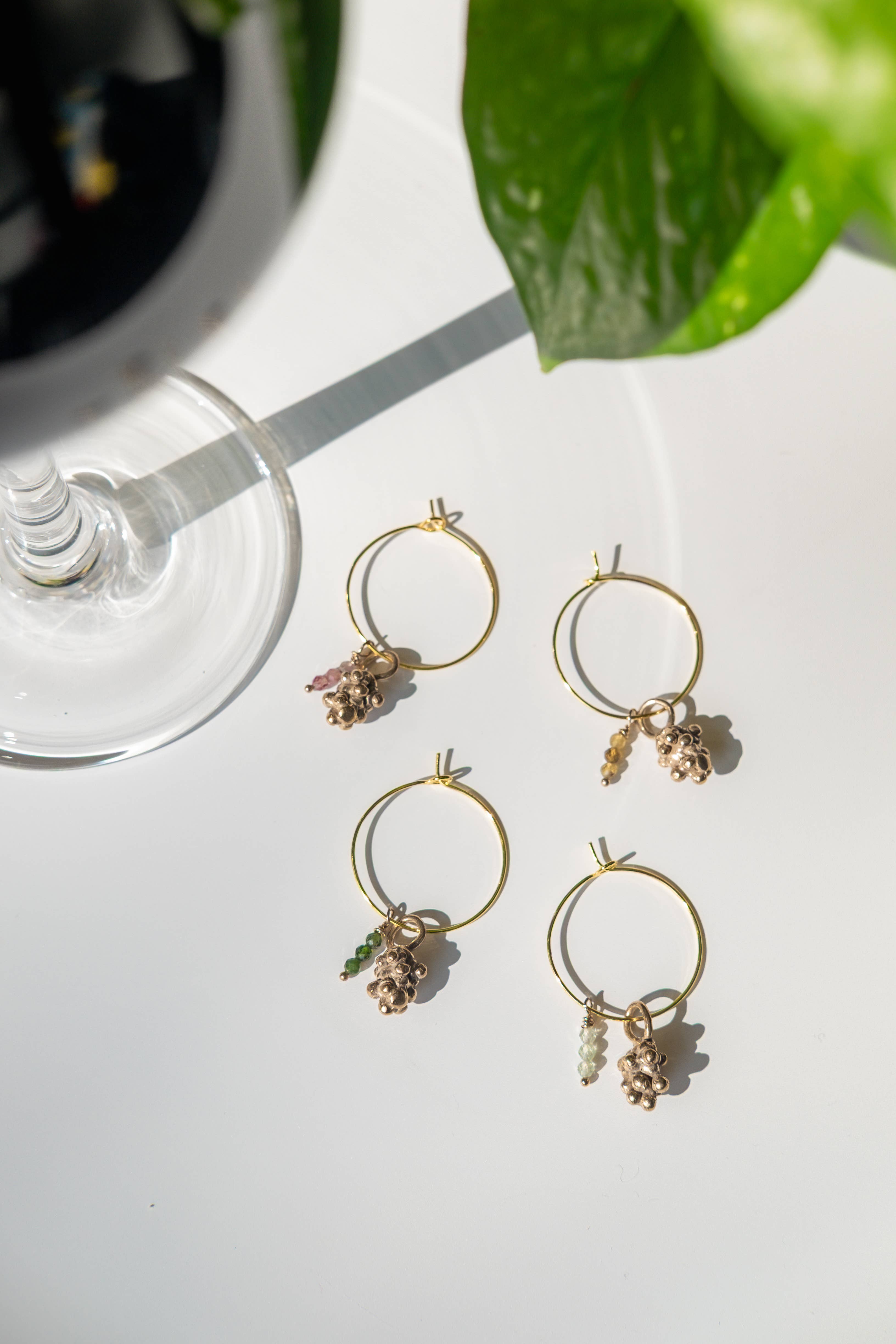 Las Lobas - Wholesale Wine Charm - Dionysus Wine Charms2