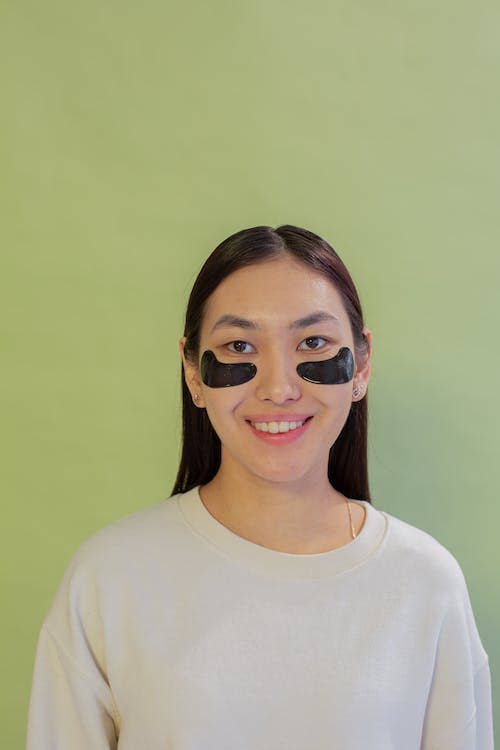 ZAQ Skin + Body Care - Wholesale Eye Treatment Mask - ZAQ Black Obsidian Eye Mask - soothe, brighten, de-puff1