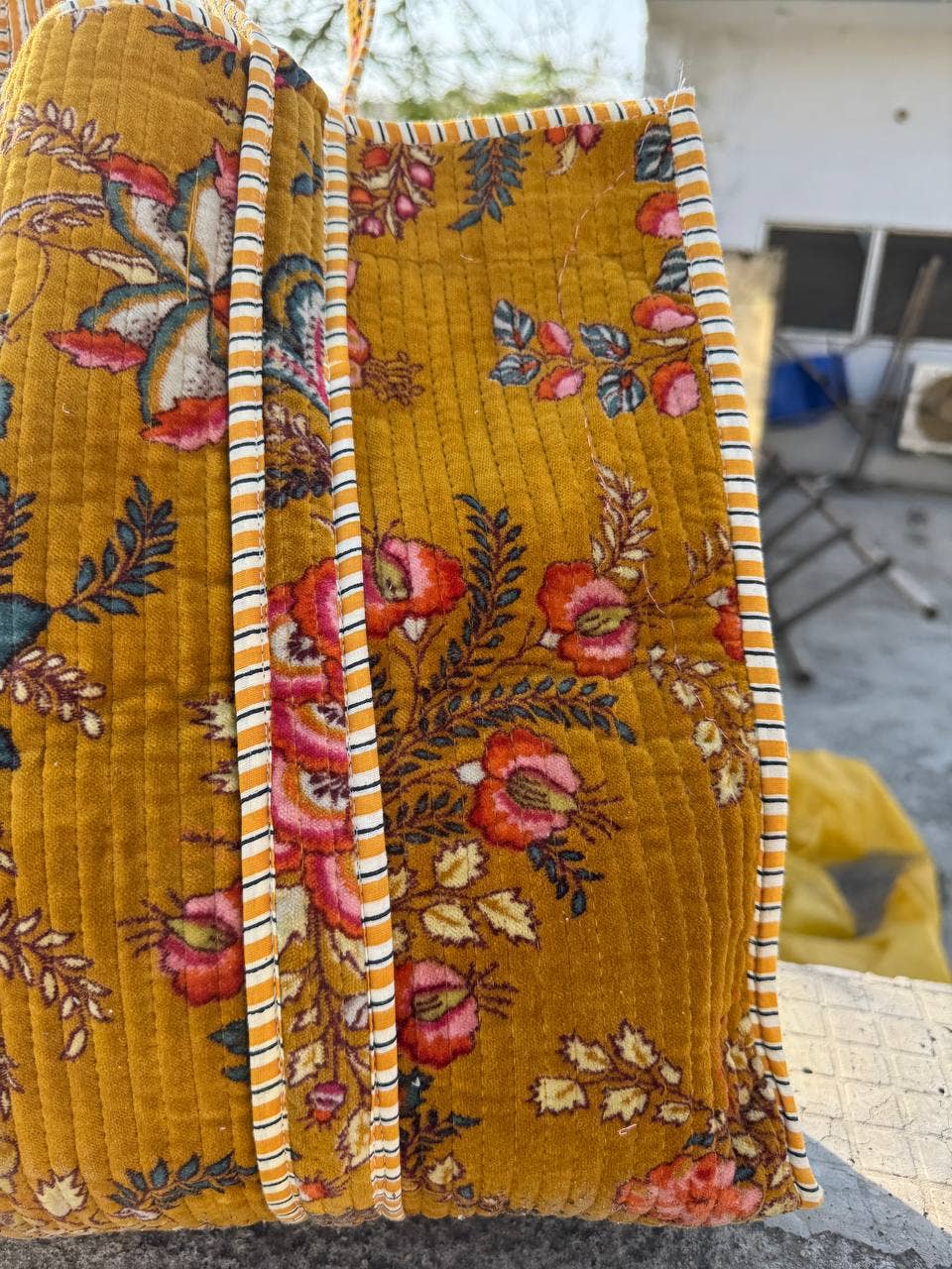 GYPSY STUDIO – Engroshandel Skuldertaske – til kvinder – Blomsterprintet Taske Fløjltaske Quiltede Damers Skuldertasker1