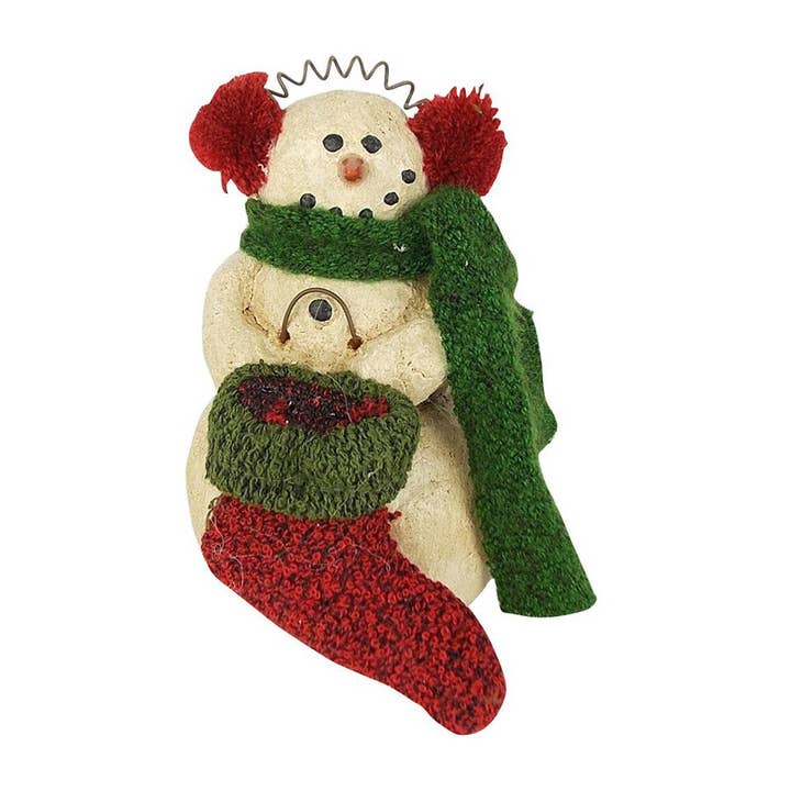 Schneemann aus Pappmaché mit Stoffschal und Ohrenschützern für den Großhandel von Birch Maison