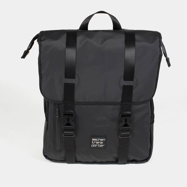 XL 25 litre black backpack for wholesale by labelswelove