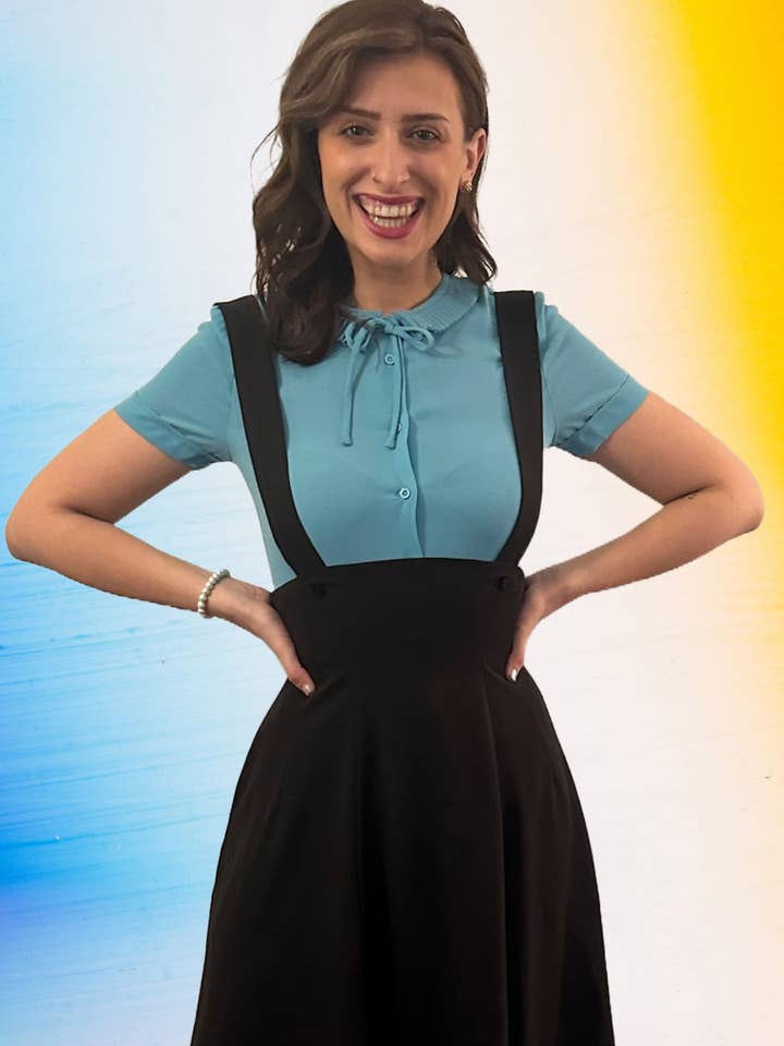 Tatyana Clothing - Vendita all'ingrosso Camicetta - Donna - Blusa retrò Ingrid con colletto Peter Pan7