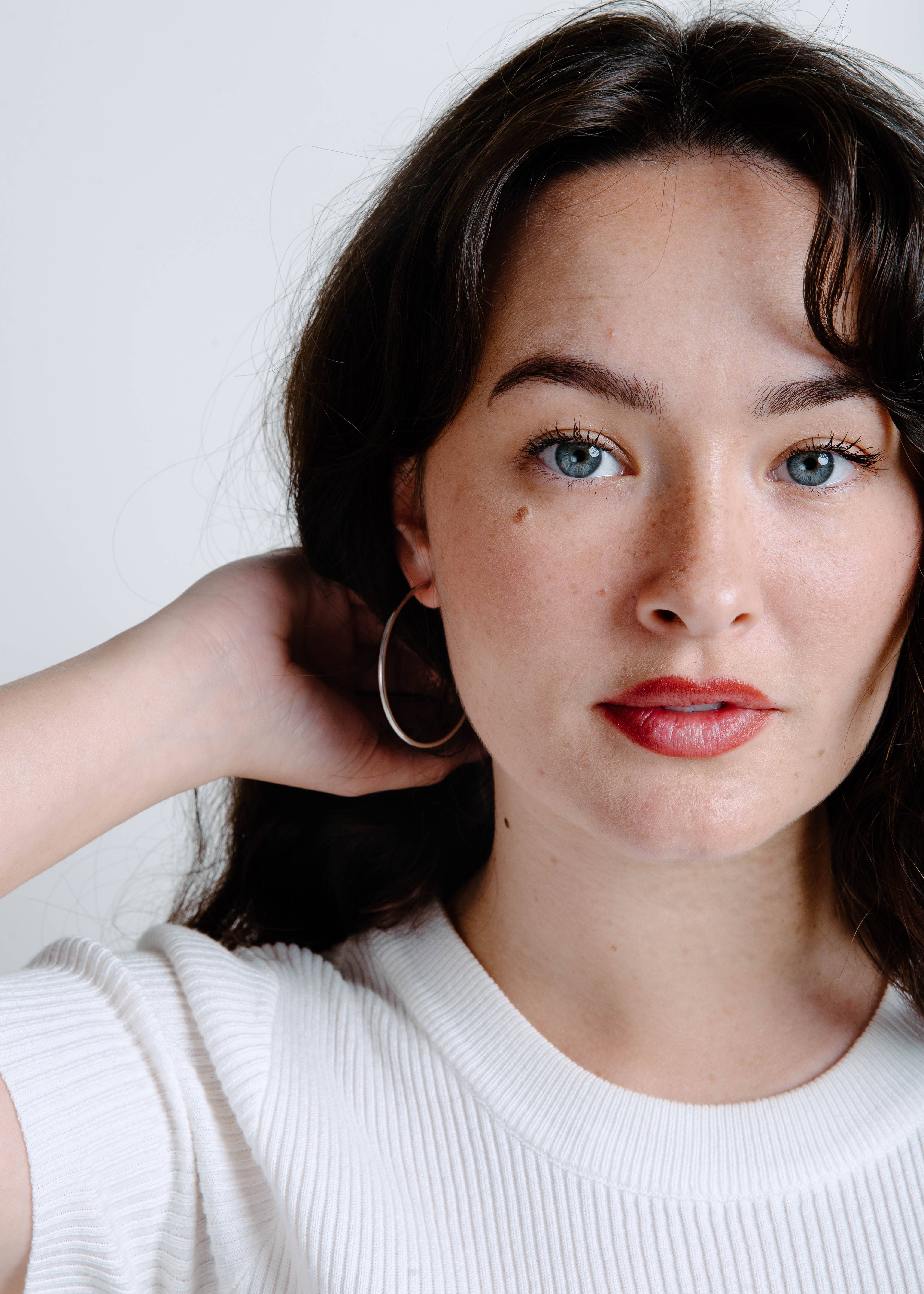 Silver LA-YOU Hoops Medium - Silver för wholesale på Faire1