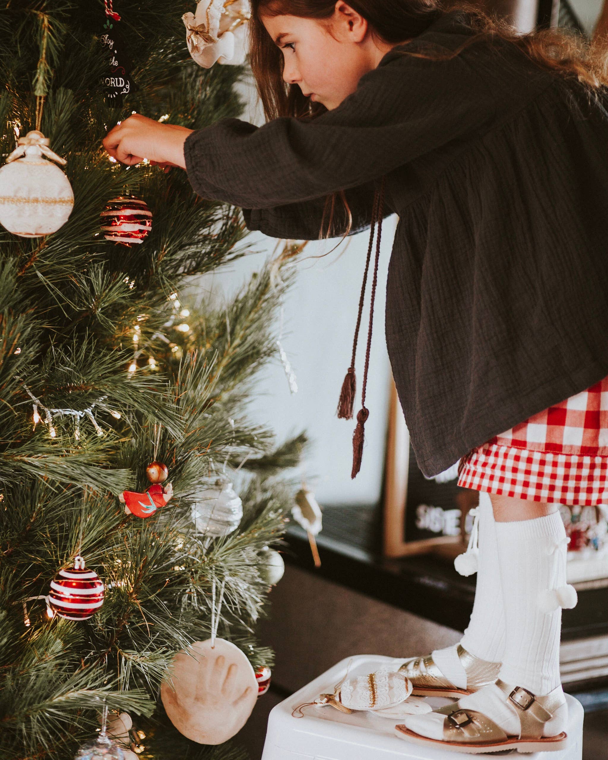 Classical Child - Vente Chaussettes – enfant - Chaussettes de genouillères à pompon haute couleur blanche8