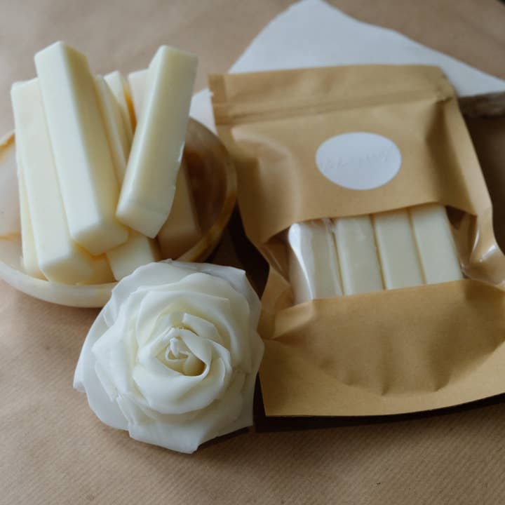 Miscela di cera d'api per la creazione di candele a forma di fiore per la vendita all'ingrosso da parte di Hormscent