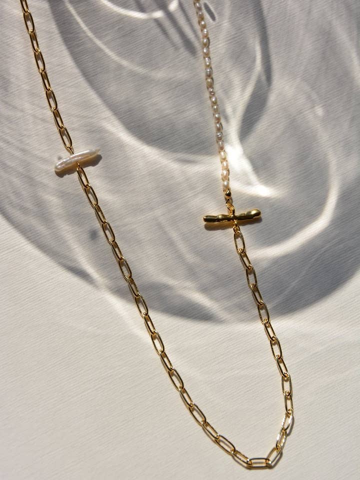 Collar de perlas extendido con cadena de oro para venta al por mayor de Marco Visconti