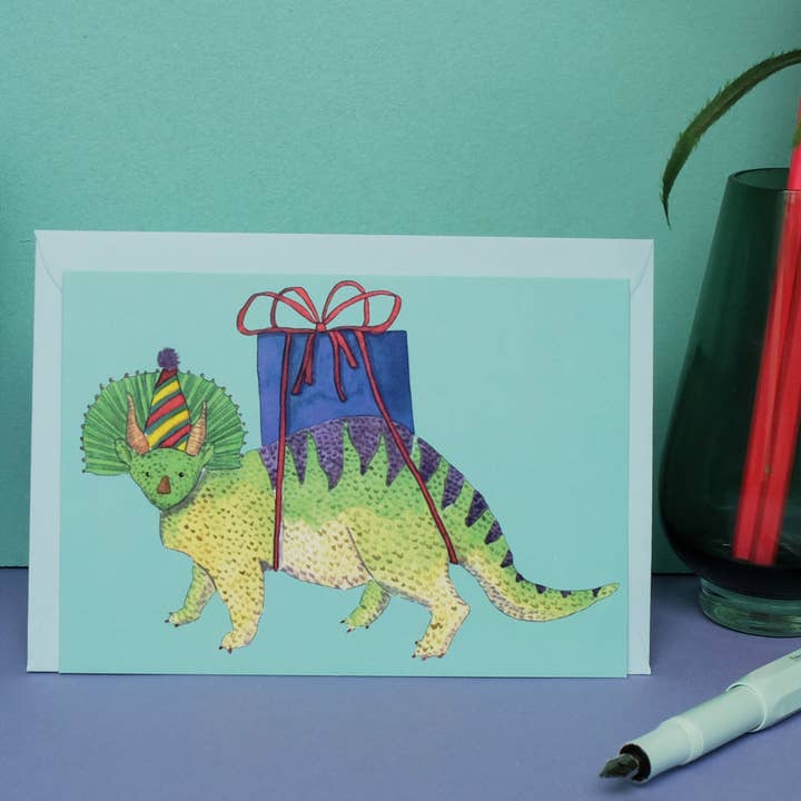 Postkarte Dino mit Geschenk für den Großhandel von Wonder Of Today