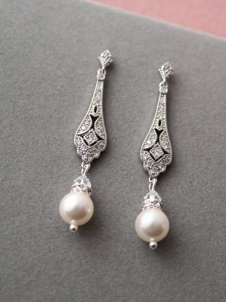 Pendientes Art Deco, pendientes inspirados en los años 1920. for wholesale by Wild & Free