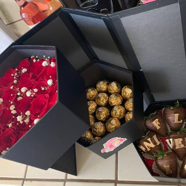 UNIKPACKAGING - Wholesale Gift Box - Hexagon 3-Tier Surprise Flower Gift Box with Lid2