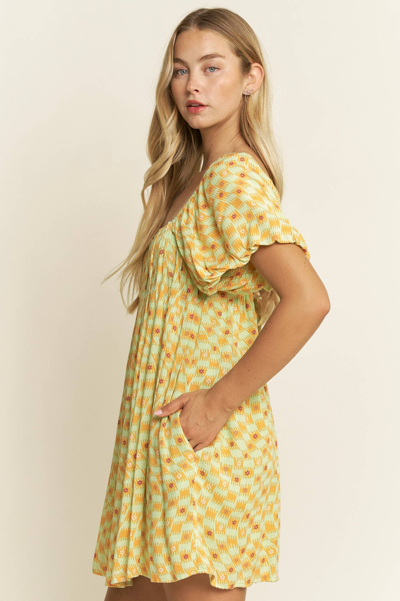 Hersy - Wholesale Dress - Women's - PUFF SLEEVE MINI DRESS- HD02201